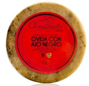 Queso de oveja con ajo negro de Soria (1/2kg y 2,5kg))