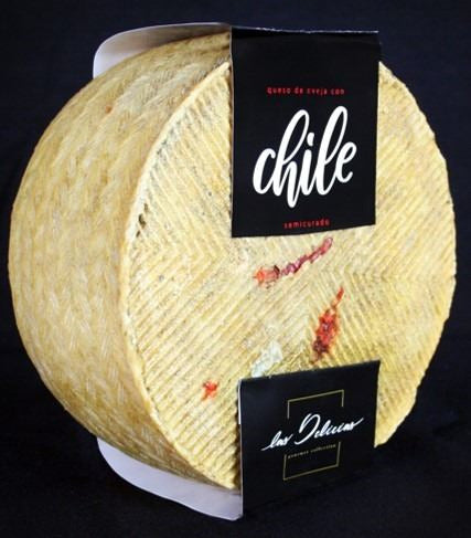 Queso de Oveja Semicurado con Guindilla / Chile